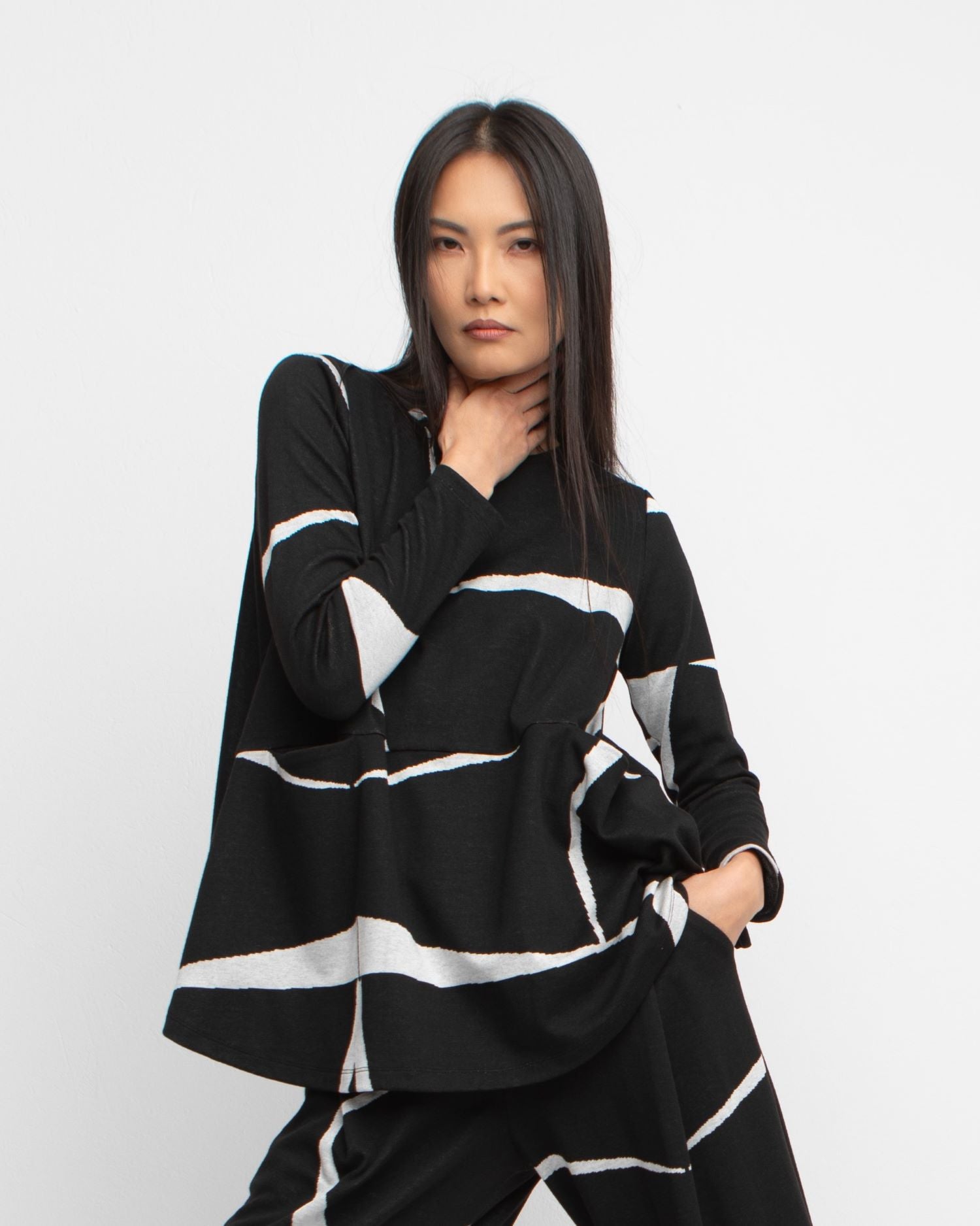 Ozai N Ku Cloud Top, White