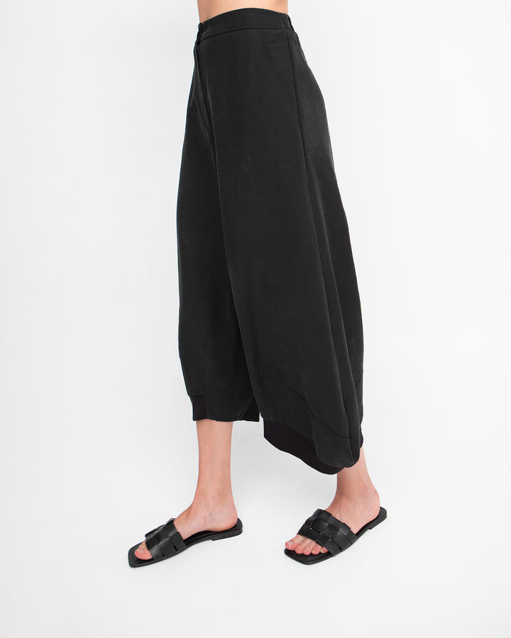 Ozai N Ku Marauder Pants, Black
