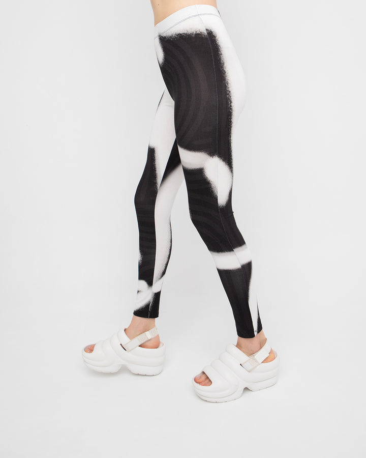 Ozai N Ku Ooze Leggings, Foam