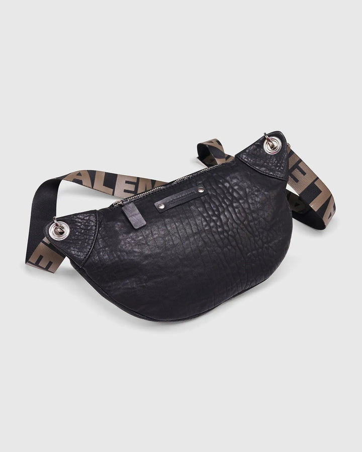 On-the-Go Large Sling Bag, Black