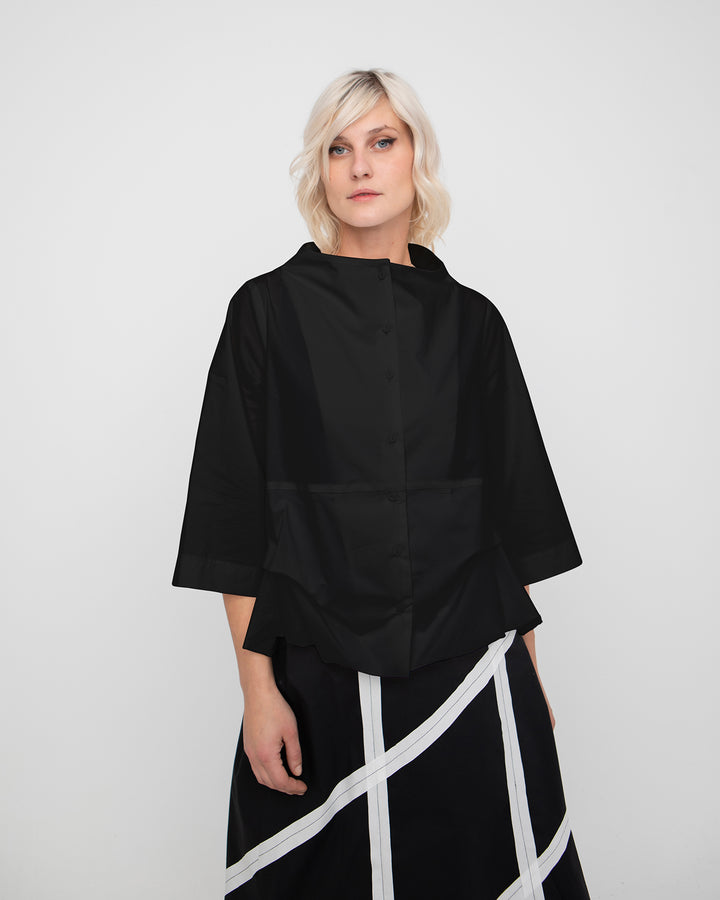 Ozai N Ku Cloud Top, Black