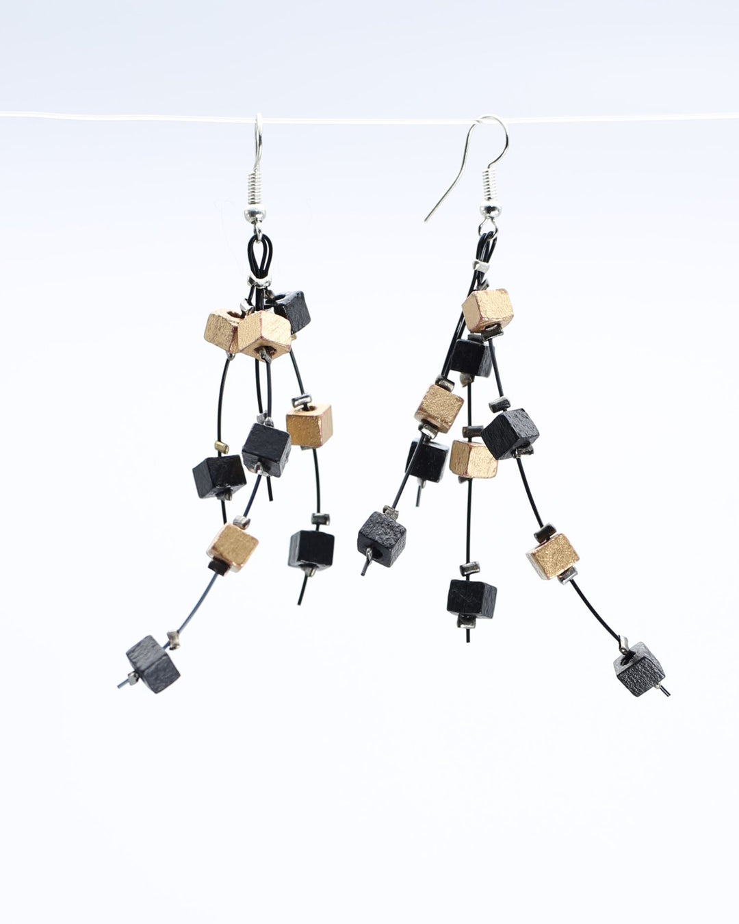 Frankie Pashmina Earrings, Black/Gold