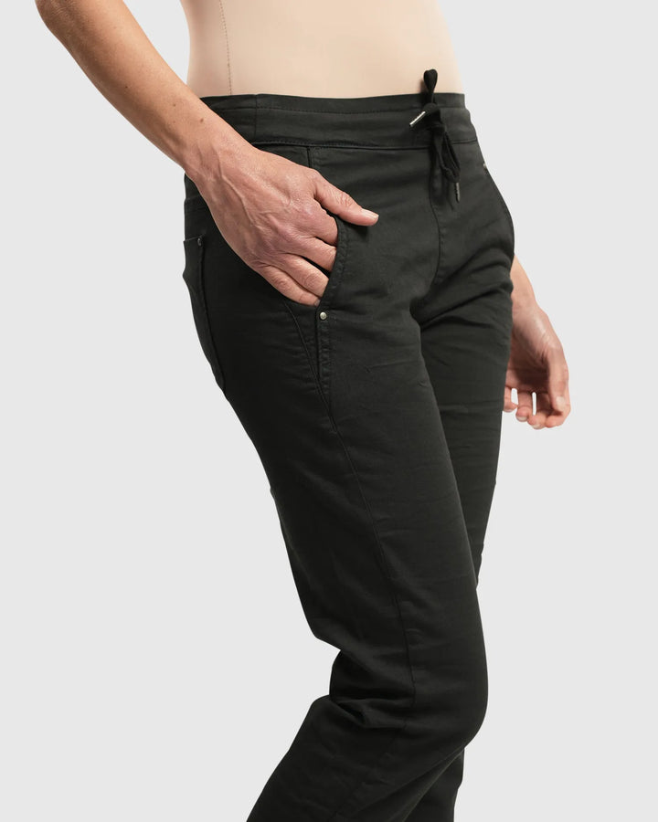 Iconic Stretch Jeans Desires, Black