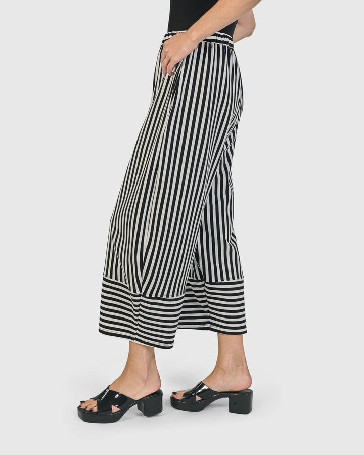 Urban Stripes Lantern Pants, Black
