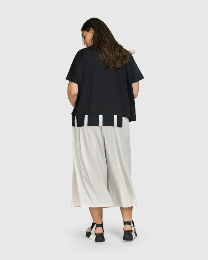 Tekbika Vivienne Tee, Mix