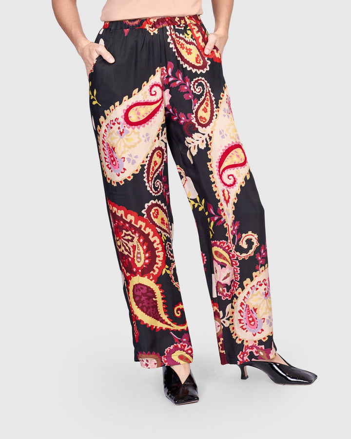 Le Club Party Pants, Fiesta