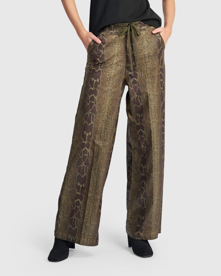 Python Wide Leg Stretch Jeans, Cobra