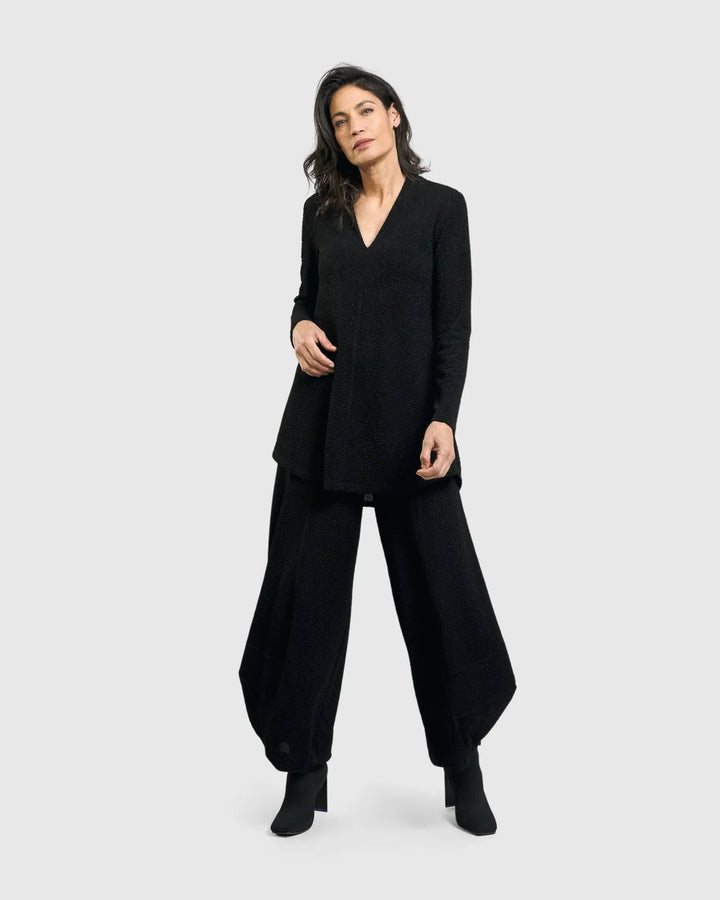 Jacquard V-Neck Tunic Top, Black