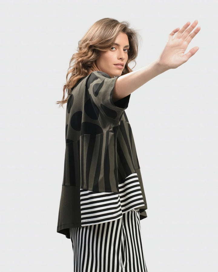 Urban Chihiro Boxy Tee, Khaki