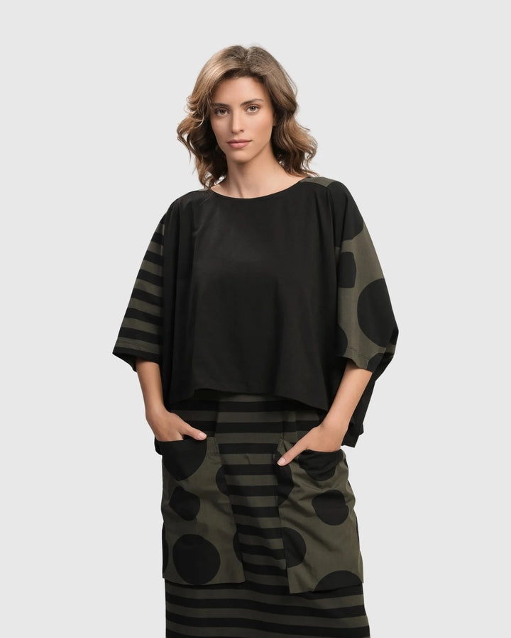 Urban Suntory Cropped Tee, Khaki