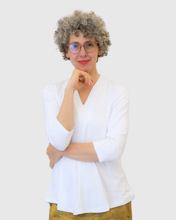 Essential V-neck Top, White