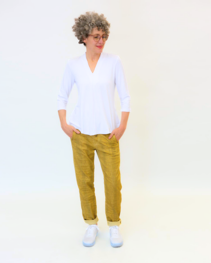 Essential V-neck Top, White