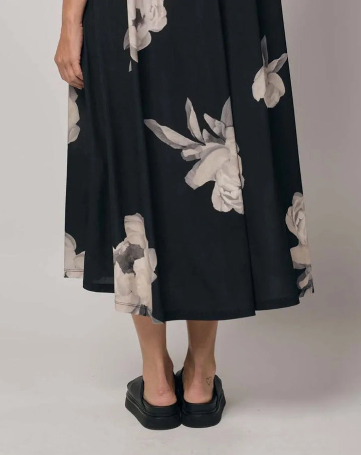 Winslow Trapeze Dress, Roses