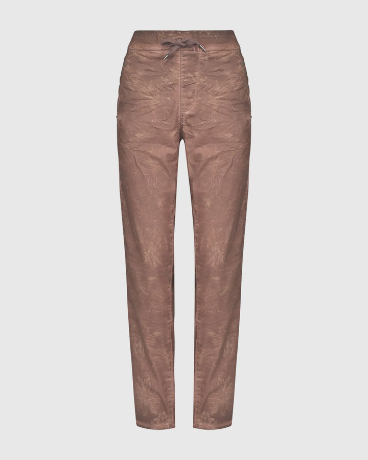 Distressed Iconic Stretch Jeans, Brown Wash