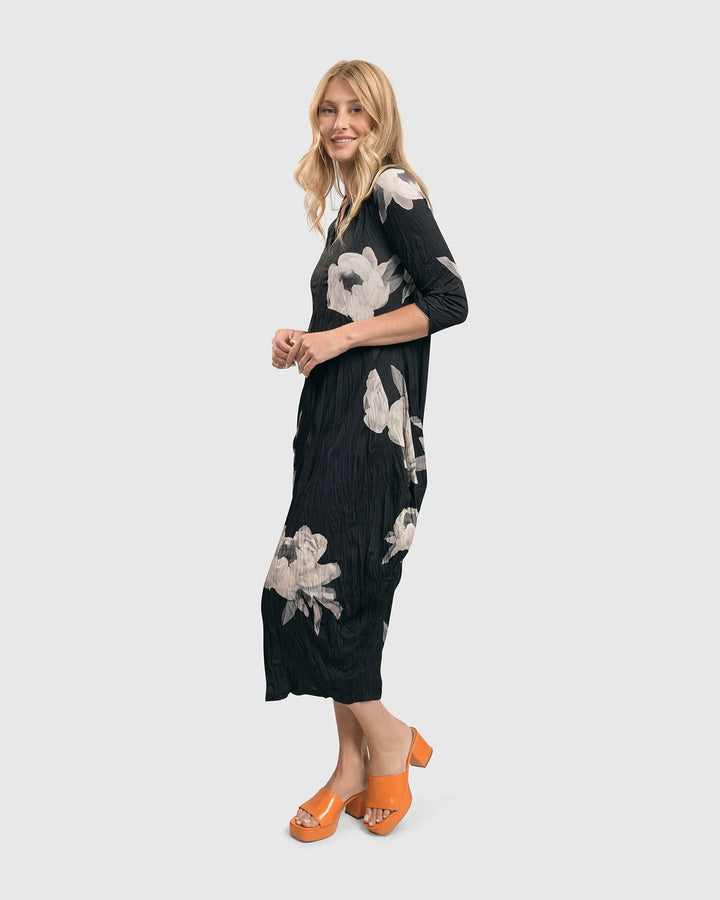 Harper Crinkle Cocoon Dress, Roses