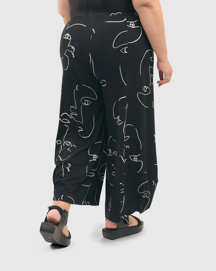 Susan Punto Pants, Faces
