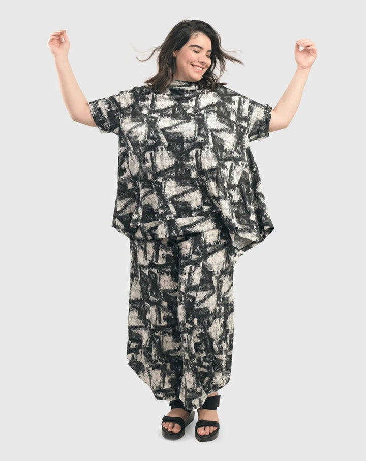 Black Crinkle Trapeze Top for women over 40