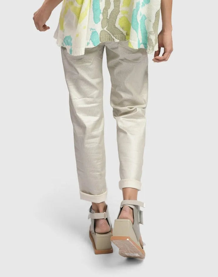 Pinstripe Iconic Stretch Jeans, Pearl/white