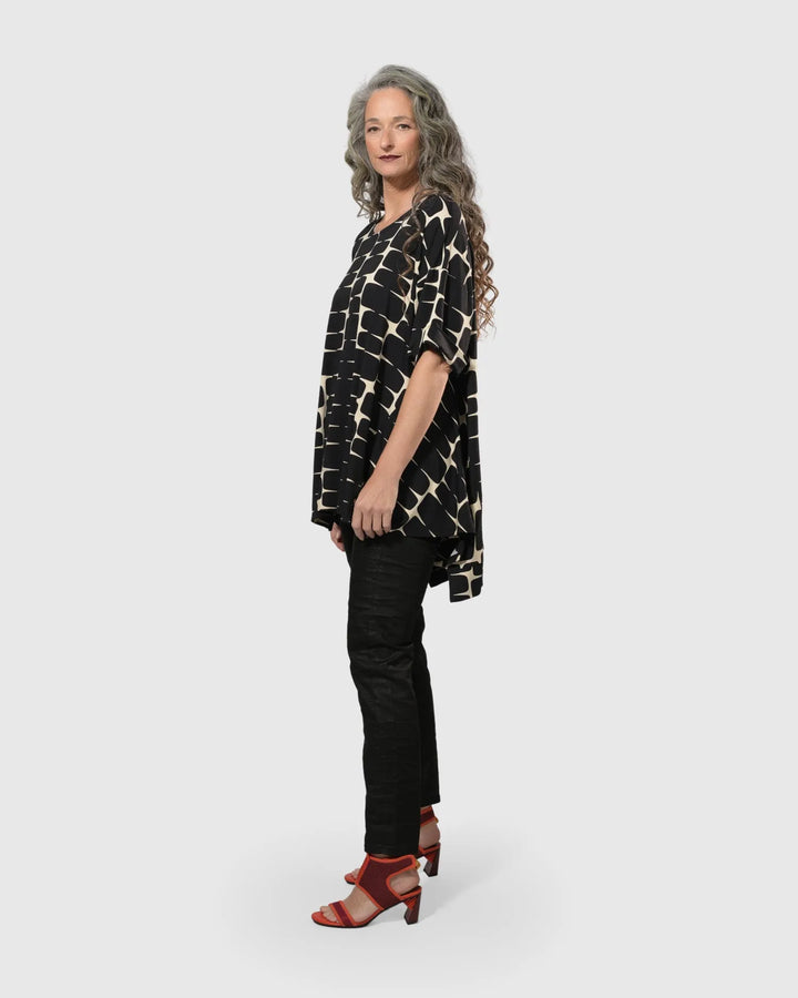 Amalfi Trapeze Tunic Top, Black/Ivory