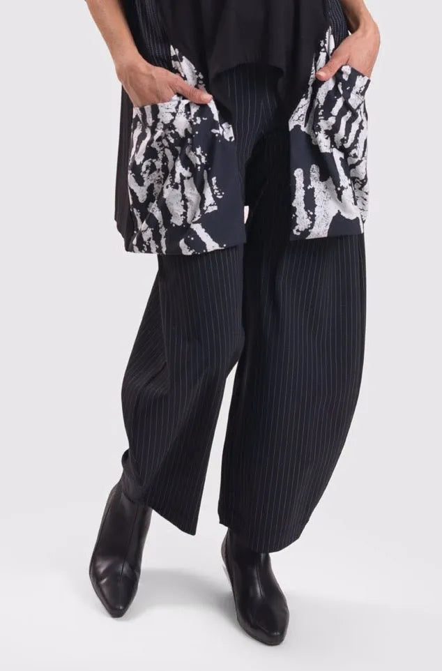 Designed Black & White Pants for Women Over 50