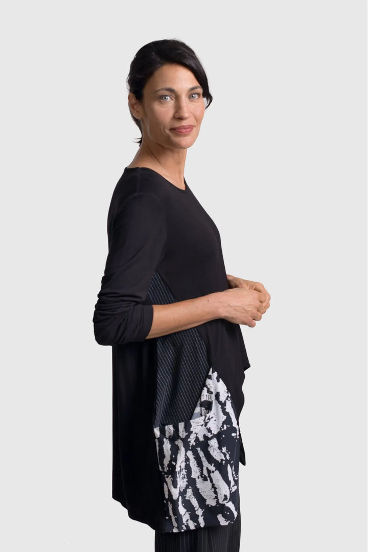 black tekbika pocket top