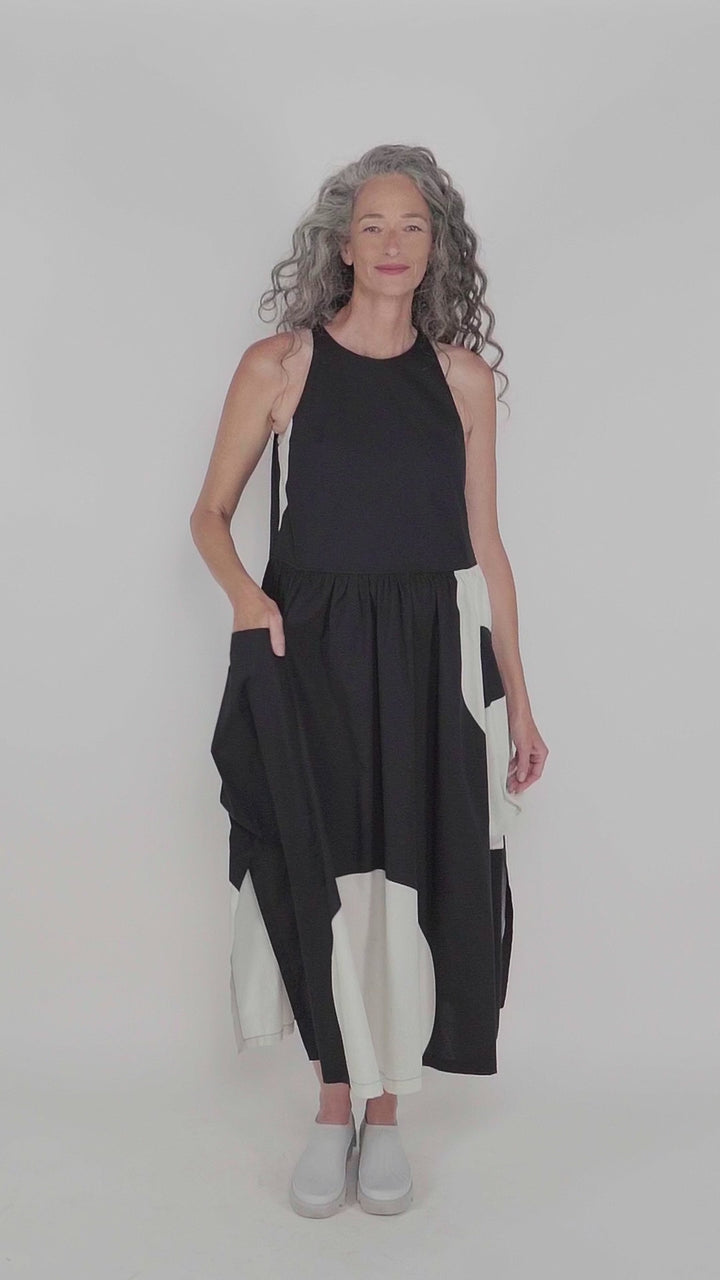 SLEEVELESS MAXI DRESS, BLACK