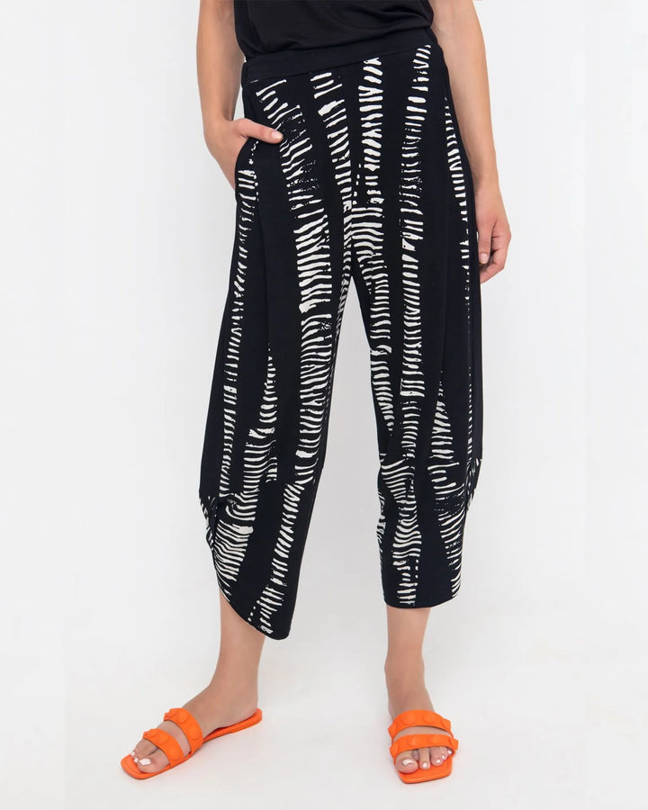 Ozai N Ku Bliss Crop Tulip Pants, Black