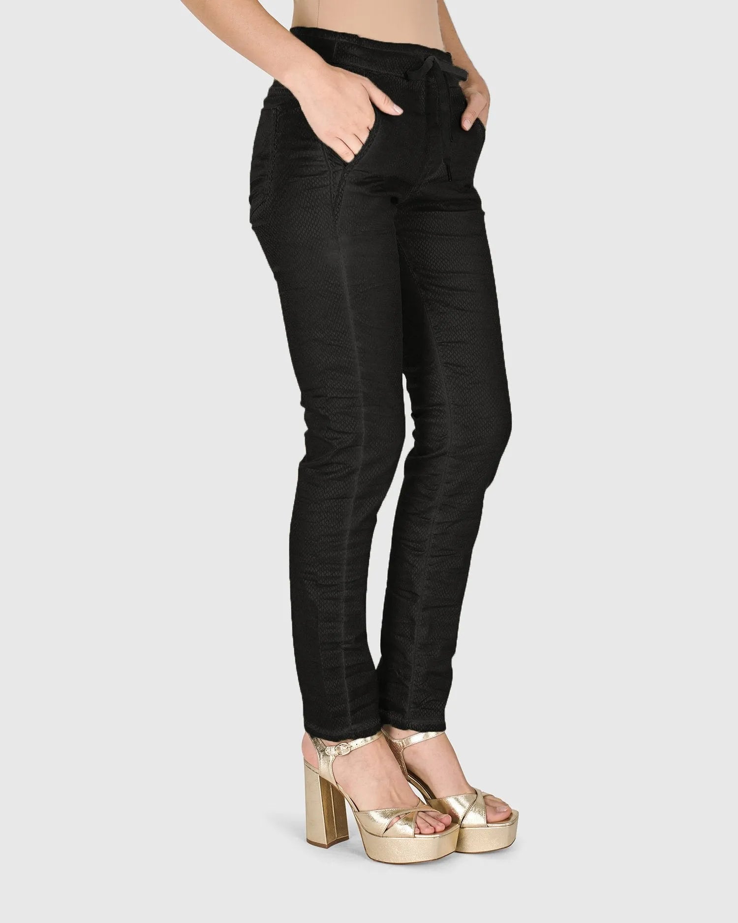 Iconic Stretch Jeans Collection