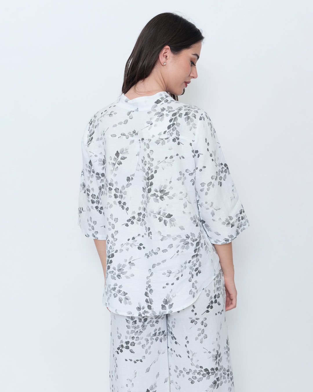 Blueberry Heritage Shirt, White Flora