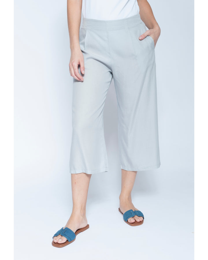 Blueberry Cove Capris, Silver