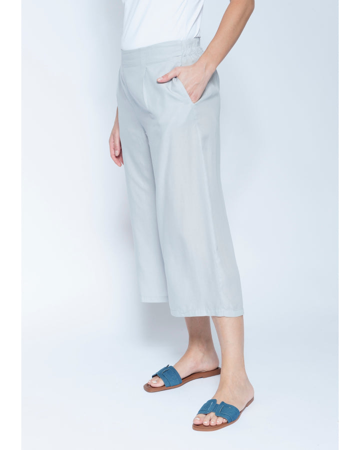 Blueberry Cove Capris, Silver
