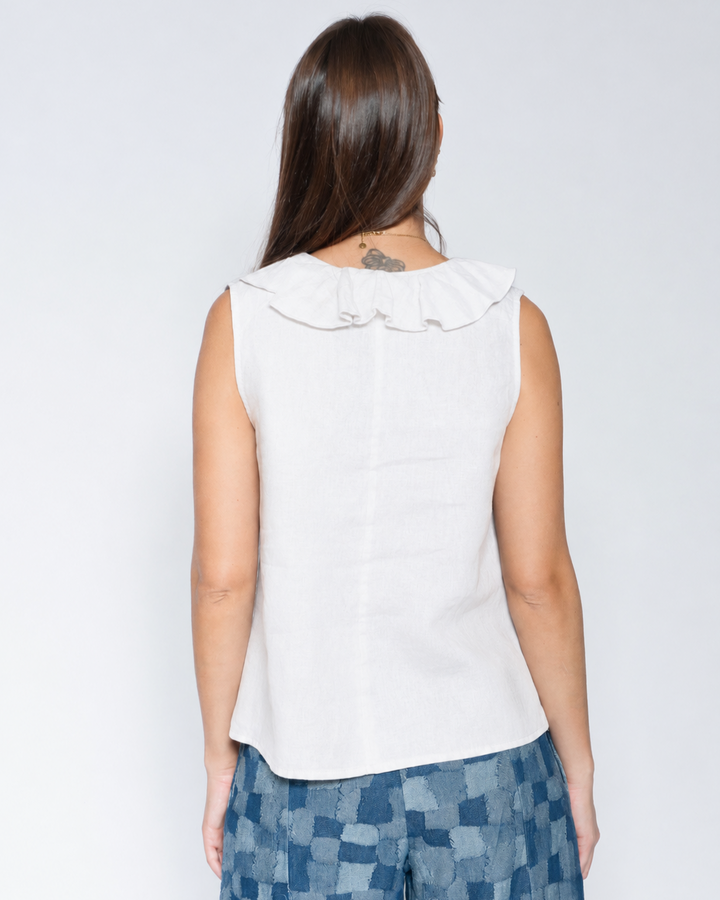 Blueberry Wave Neck Sleeveless Top, White
