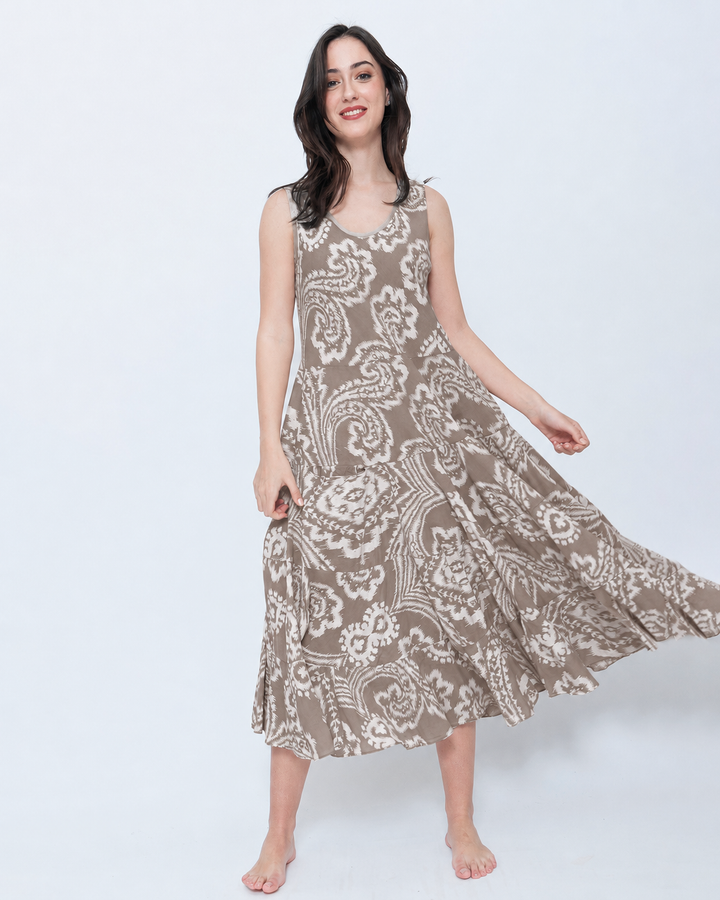 Blueberry Swing Maxi Dress, Latte Paisley