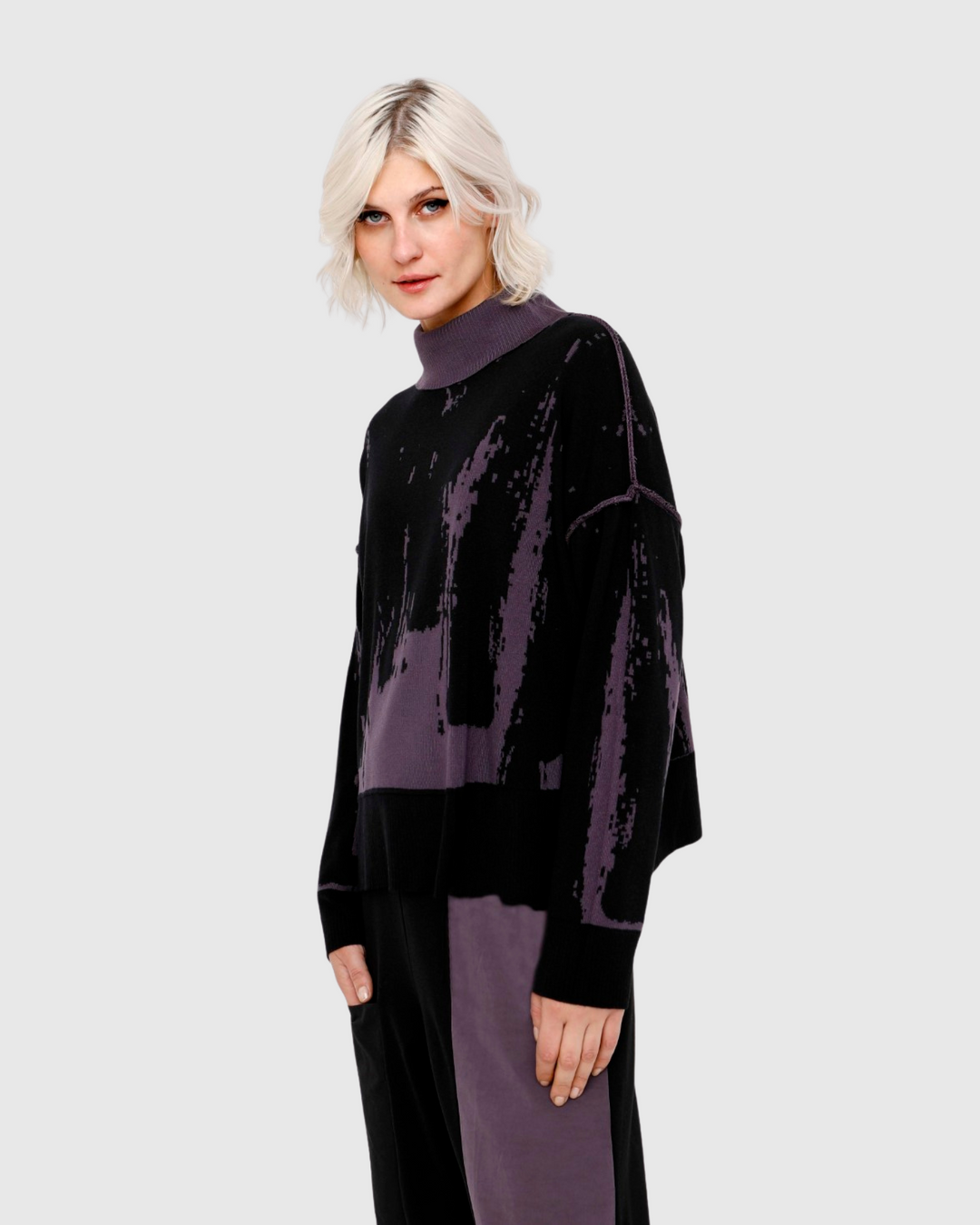 Ozai N Ku Void Reversible Sweater, Grape