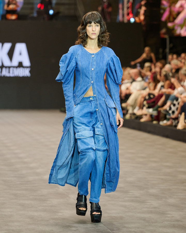 LOOK 13: RUNWAY26