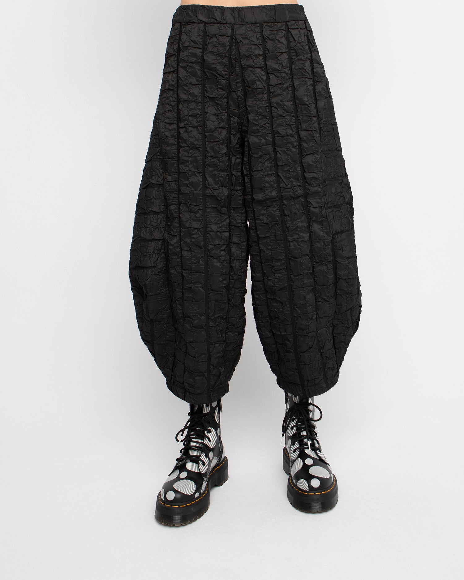 Iasof Separate nylon pants 乱痴気　LANTIKI Ozai N Ku Cohesion Pants, Night – Alembika U.S.