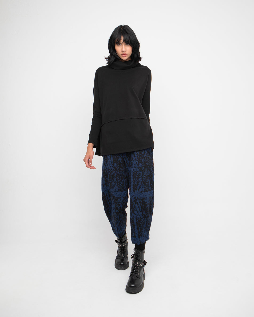 Ozai N Ku Javelin Sweater, Black