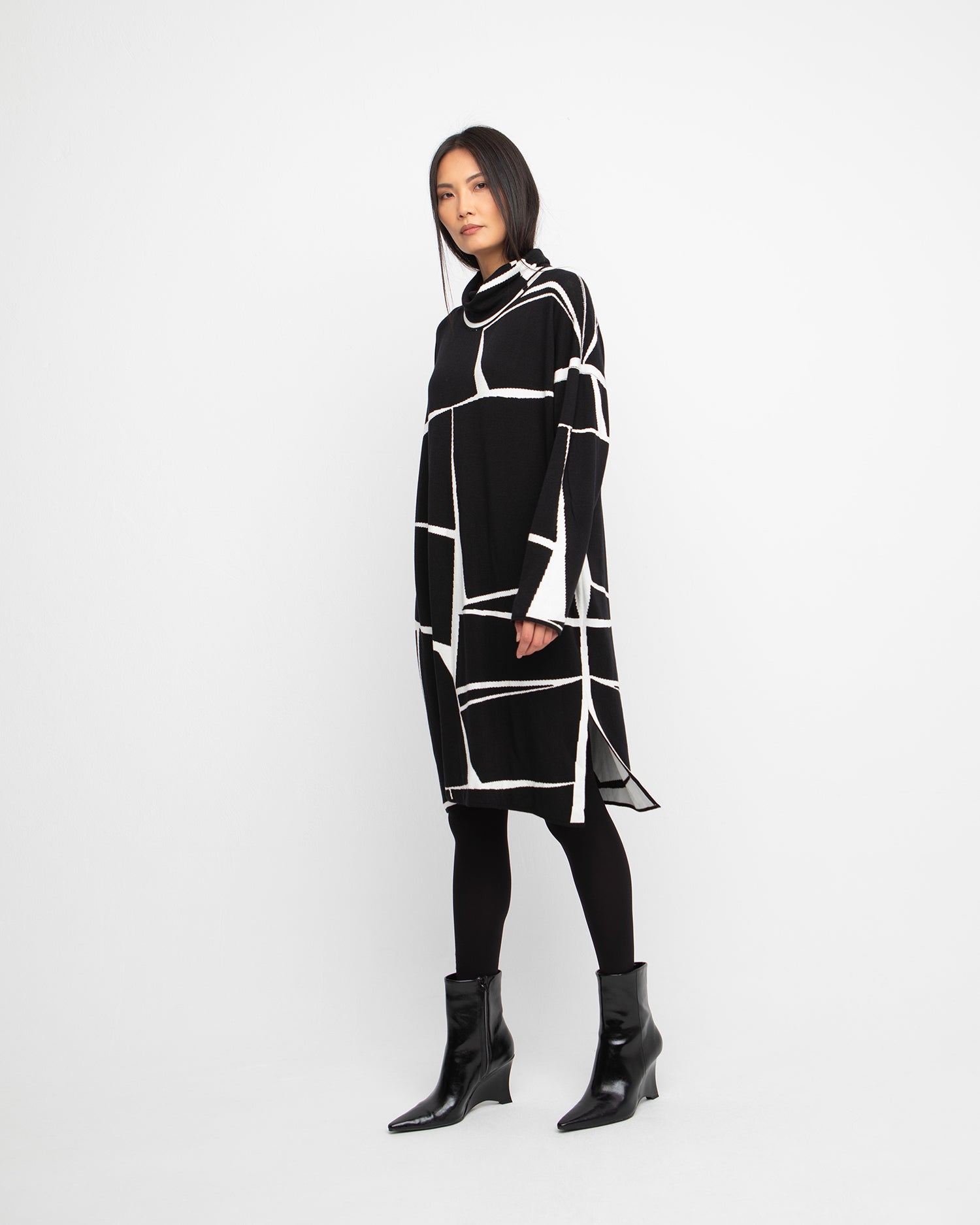 Ozai N Ku Inferno Sweater Dress Off White Alembika U.S