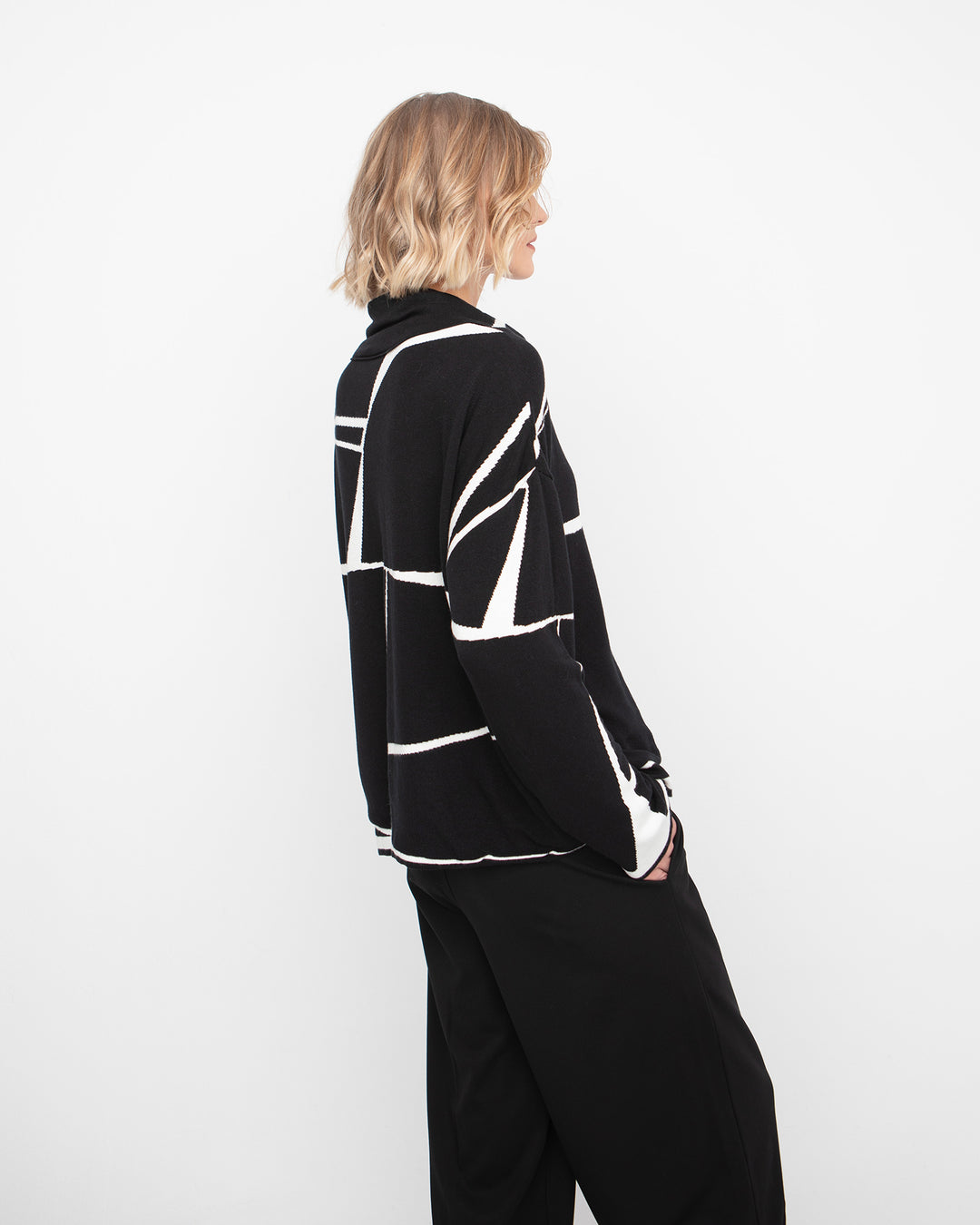 Ozai N Ku Babylon Sweater, Off White