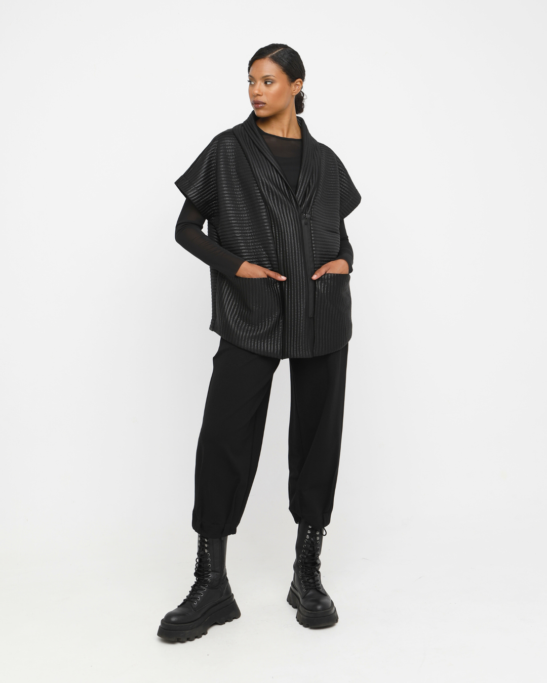 Ozai N Ku Lethe Ribbed Vest, Black