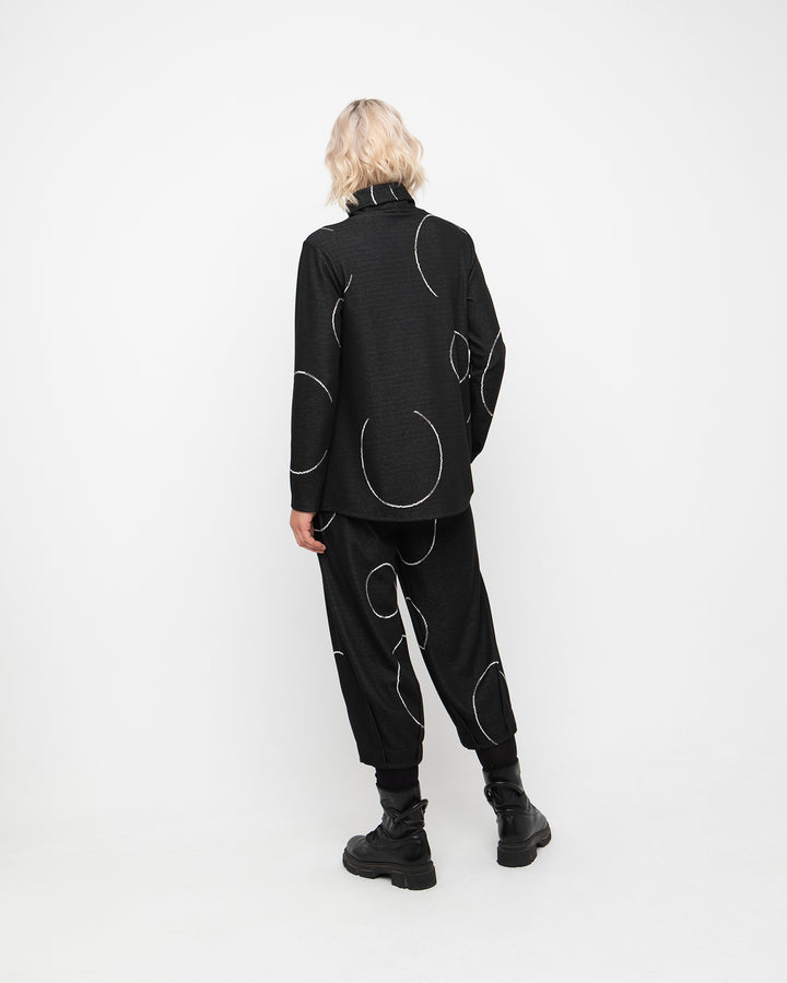 Ozai N Ku Lunara Pullover, Black