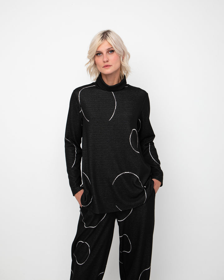 Ozai N Ku Lunara Pullover, Black