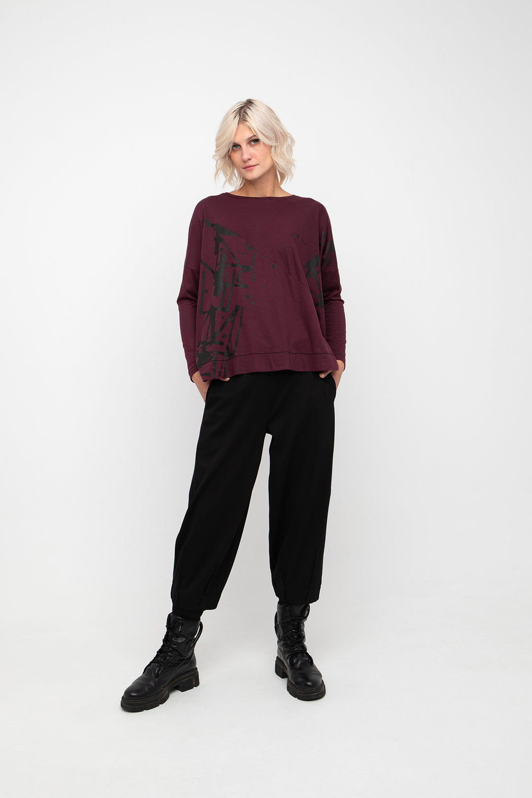 Ozai N Ku Port Tee, Burgundy