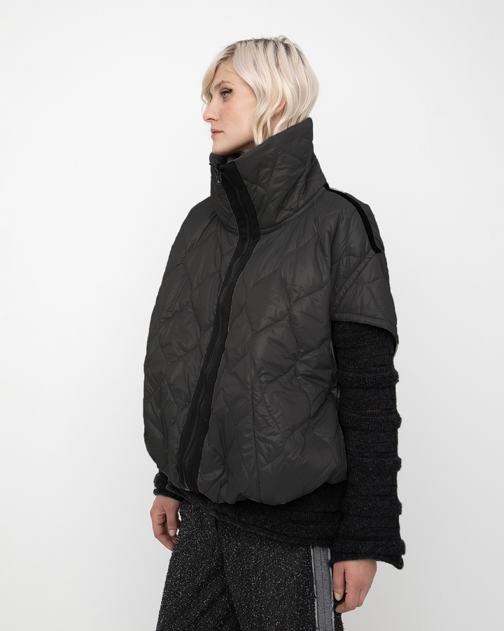 Ozai N Ku Chasm Bubble Reversible Vest, Black