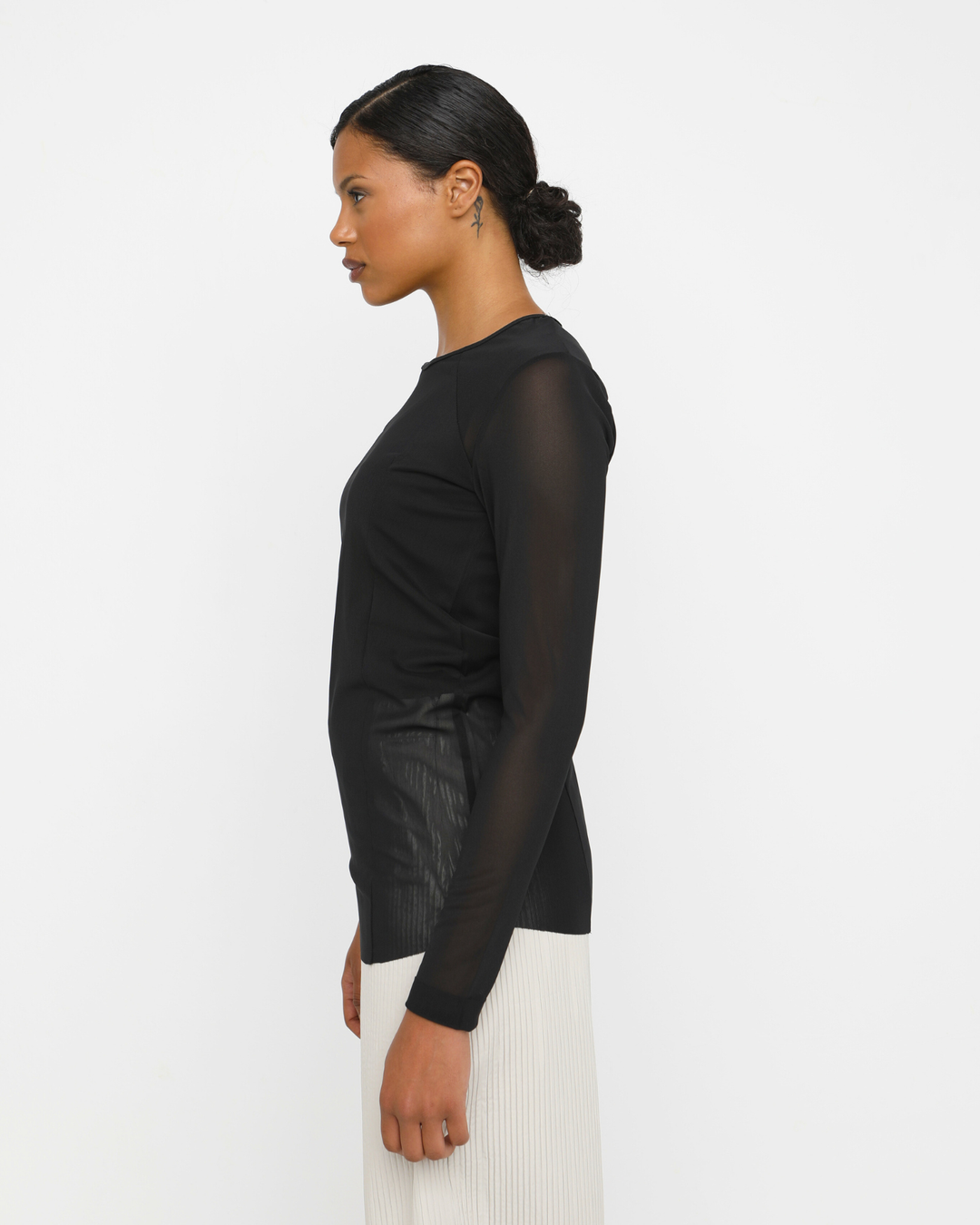 Ozai N Ku Versa Mesh Top, Black