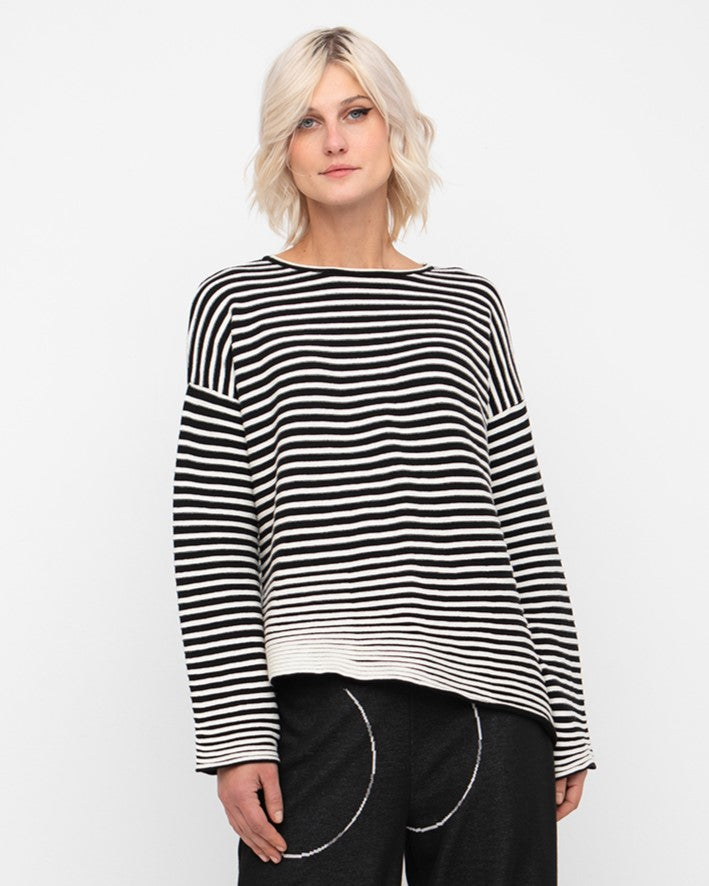 Ozai N Ku Magnitis Sweater, Stripes