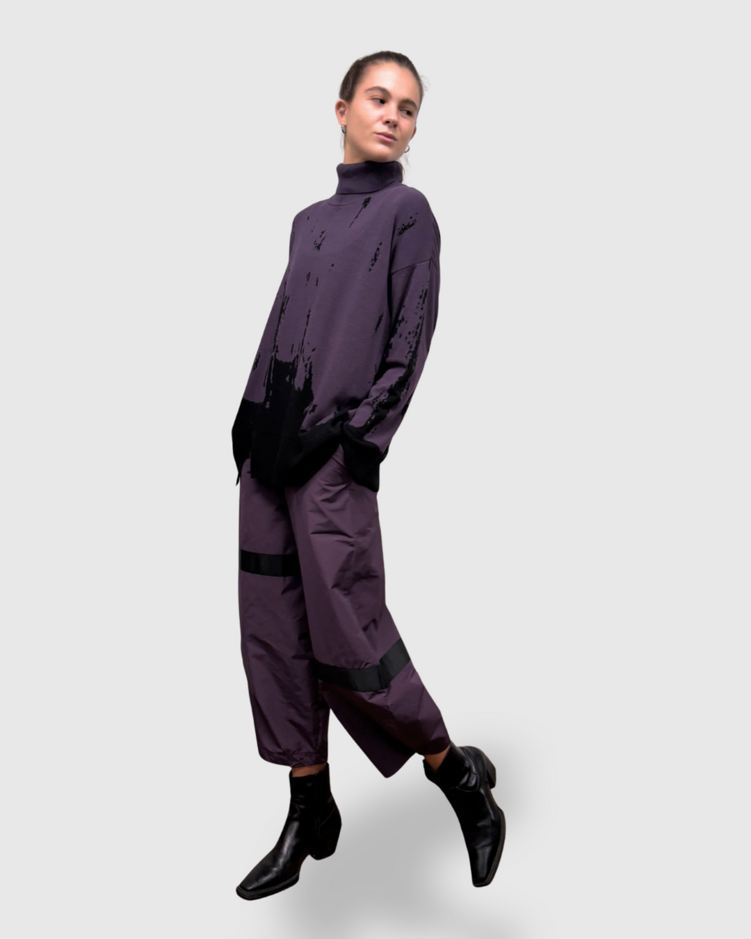 Ozai N Ku Void Reversible Sweater, Grape