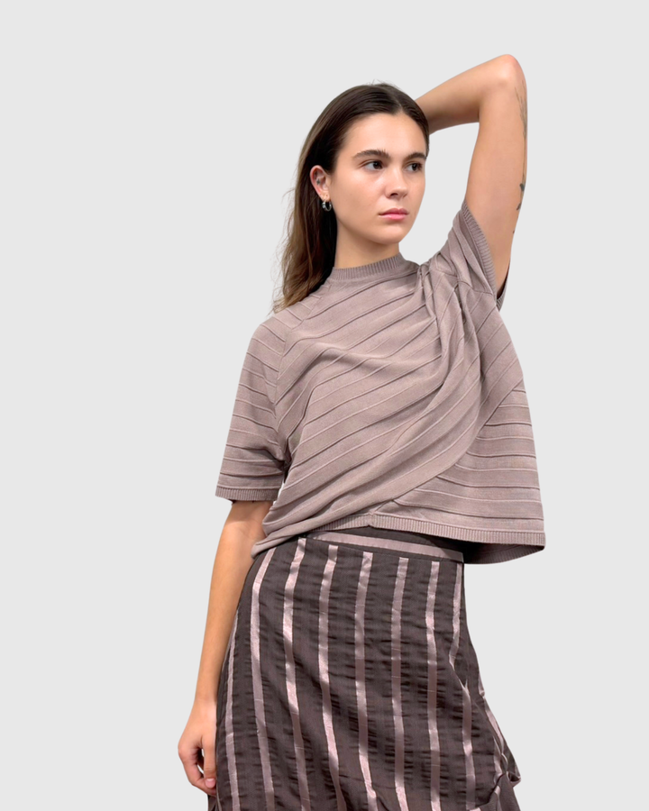 Ozai N Ku Quartz Cropped Sweater, Pink