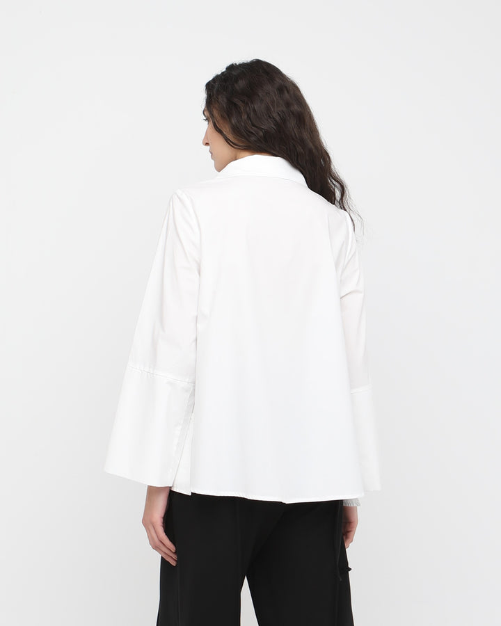 Ozai N Ku Offbeat Oversized Shirt, White