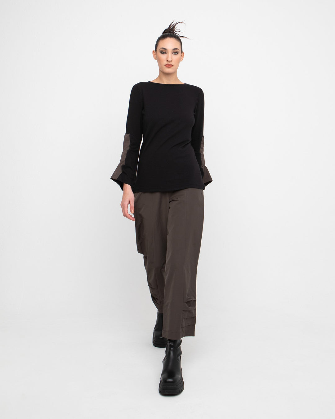 Ozai N Ku Guard Crop Pant, Brown